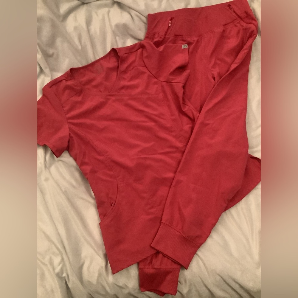 Cherokee scrub set